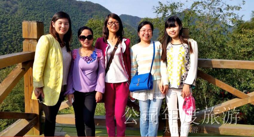 申江團(tuán)隊(duì)風(fēng)采 申江團(tuán)隊(duì)風(fēng)采